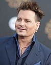 https://upload.wikimedia.org/wikipedia/commons/thumb/5/5f/Johnny_Depp_Alice_Through_the_Looking_Glass_premiere.jpg/100px-Johnny_Depp_Alice_Through_the_Looking_Glass_premiere.jpg